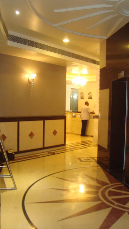 Chanson Grand Westend Delhi  Exterior photo