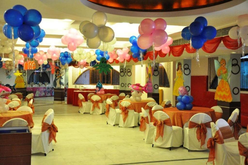 Chanson Grand Westend Delhi  Exterior photo